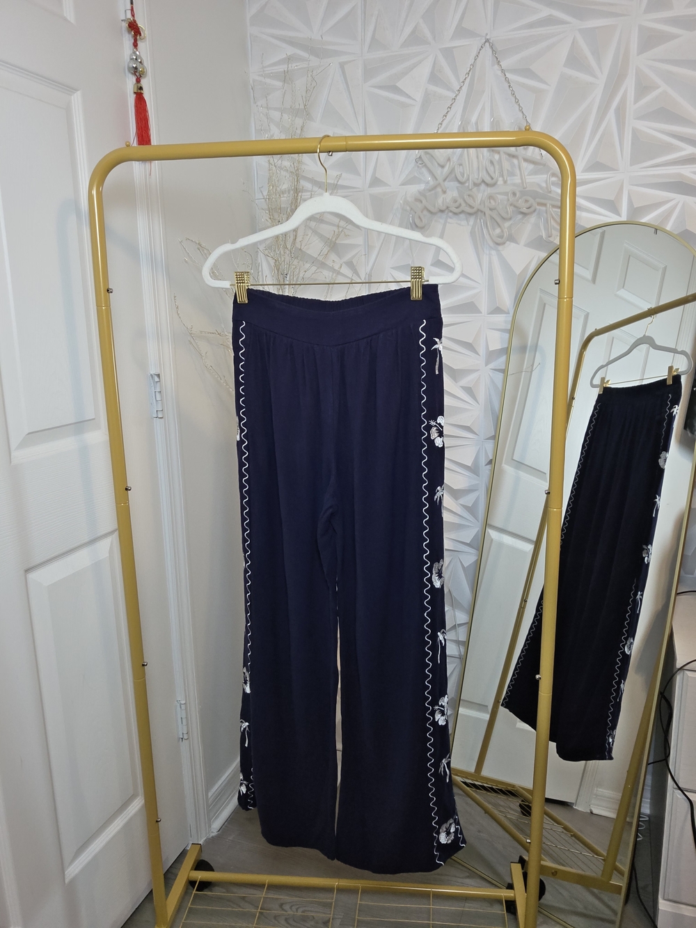 Navy Wide-Leg Pants with White Embroidered Side Detail